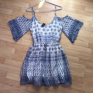 Hollister boho cold shoulder dress!